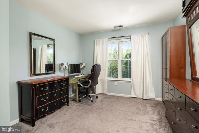 57 BAILLY DR, Burlington, NJ 08016