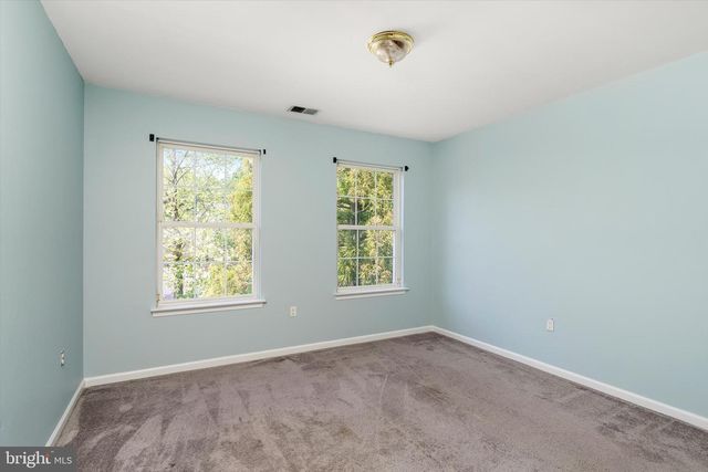 57 BAILLY DR, Burlington, NJ 08016