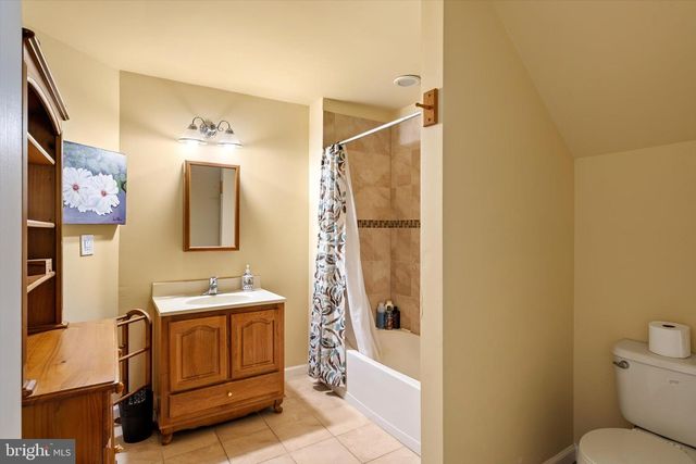 57 BAILLY DR, Burlington, NJ 08016