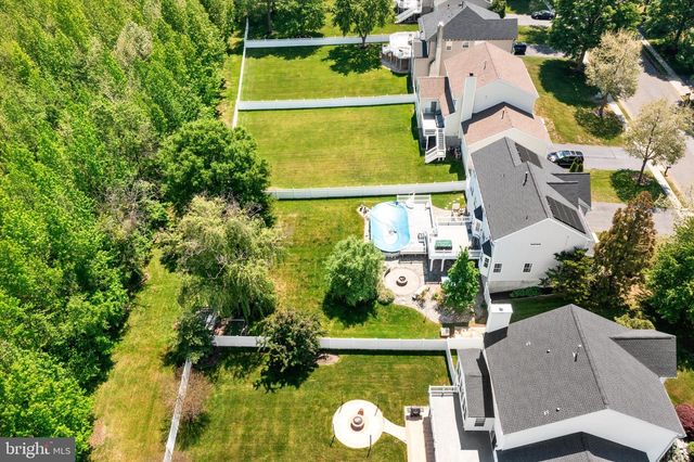 57 BAILLY DR, Burlington, NJ 08016