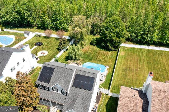 57 BAILLY DR, Burlington, NJ 08016