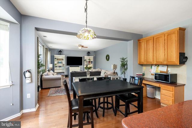 57 BAILLY DR, Burlington, NJ 08016