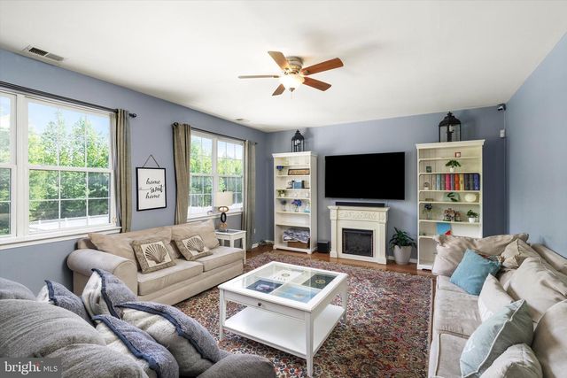 57 BAILLY DR, Burlington, NJ 08016