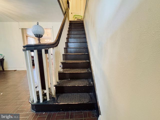 423 N RAILROAD ST, Allentown, PA 18102