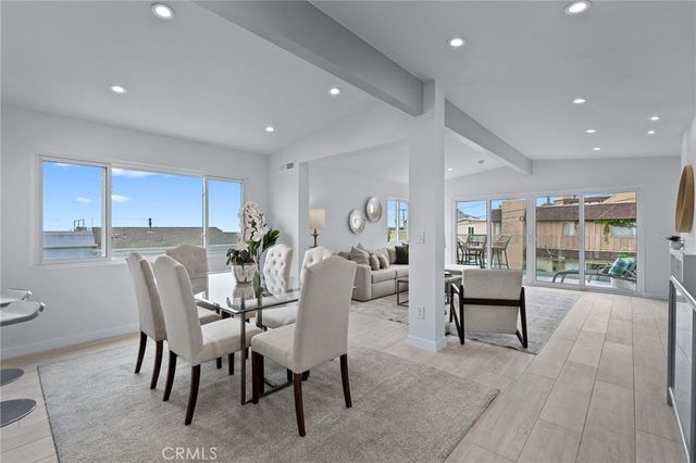 1210 1st Place, Hermosa Beach, CA 90254