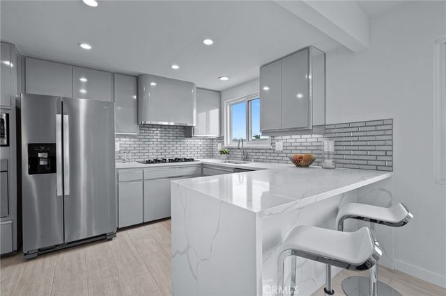 1210 1st Place, Hermosa Beach, CA 90254