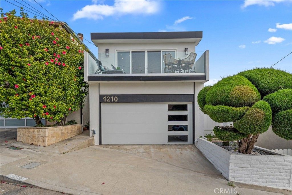 1210 1st Place, Hermosa Beach, CA 90254