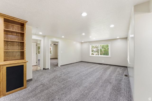 702 E 200 N, Kaysville, UT 84037