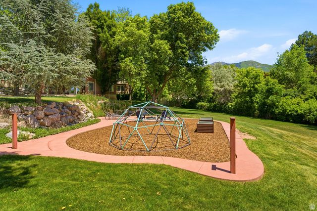 702 E 200 N, Kaysville, UT 84037