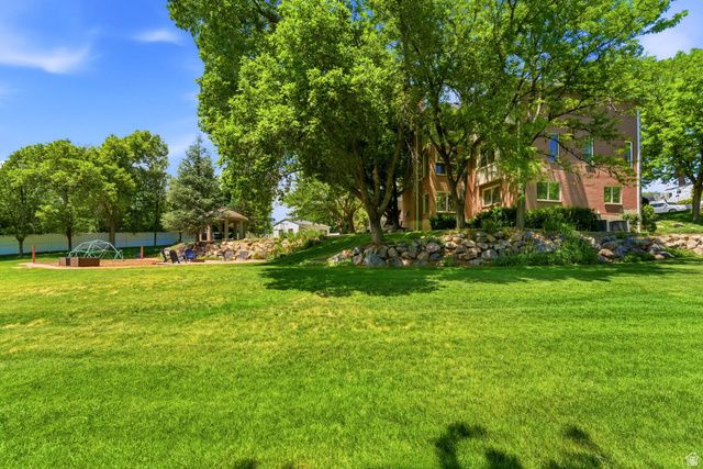 702 E 200 N, Kaysville, UT 84037