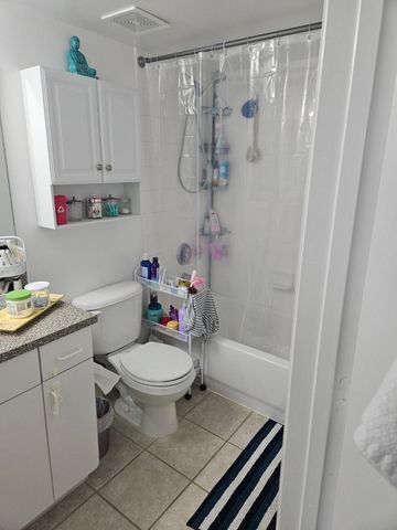 5055 Wiles Road 302, Coconut Creek, FL 33073