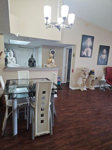 5055 Wiles Road 302, Coconut Creek, FL 33073