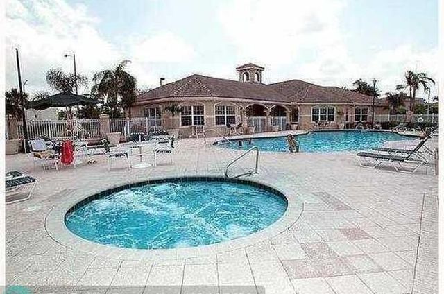 5055 Wiles Road 302, Coconut Creek, FL 33073