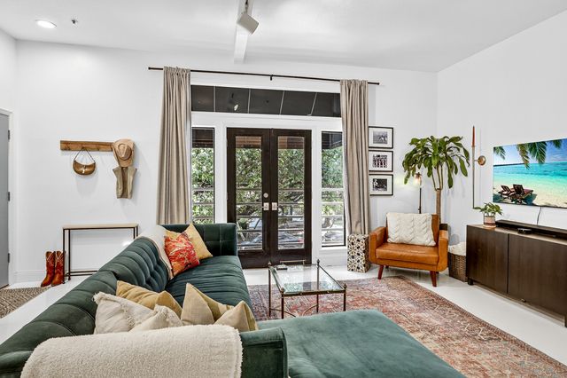 4334 Buena Vista Street B, Dallas, TX 75205