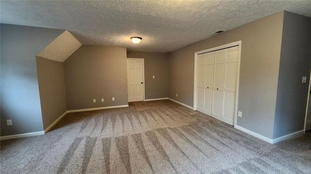 5139 Chestnut Circle, Woodstock, GA 30188