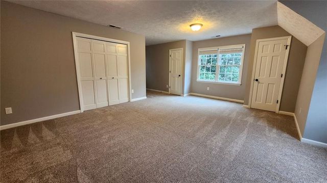 5139 Chestnut Circle, Woodstock, GA 30188