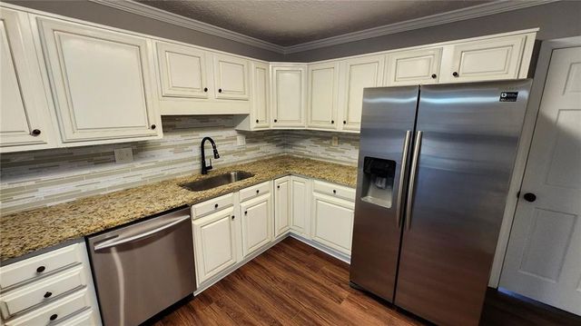 5139 Chestnut Circle, Woodstock, GA 30188