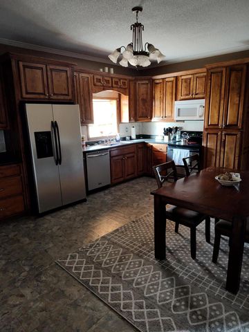 2601 W Valley Road, Dunlap, TN 37327