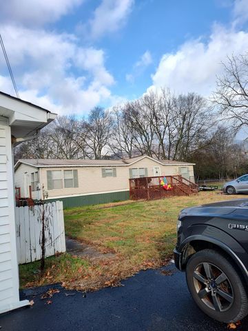 2601 W Valley Road, Dunlap, TN 37327