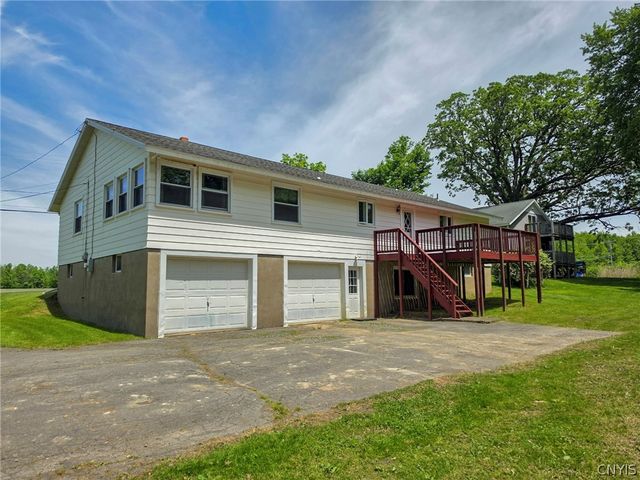 5386 Mud Mill Road, Clay, NY 13029