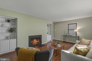 9816 PEBBLE WEIGH CT, Burke, VA 22015