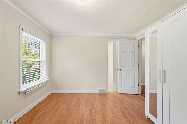 6832 Hillside Road, Independence, OH 44131