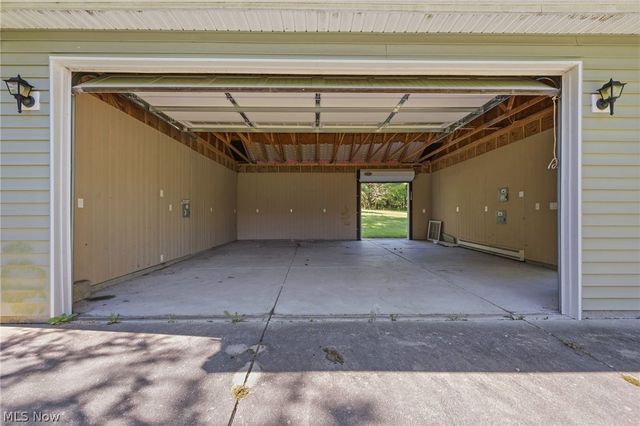 6832 Hillside Road, Independence, OH 44131
