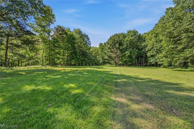 6832 Hillside Road, Independence, OH 44131