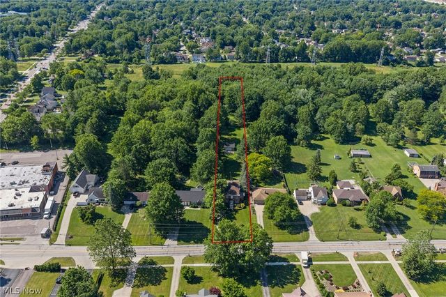6832 Hillside Road, Independence, OH 44131