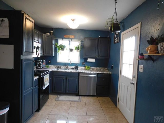 1728 Quillian Ave, Pueblo, CO 81005