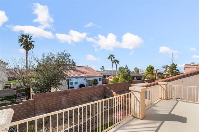 8943 Shale Valley Street, Las Vegas, NV 89123