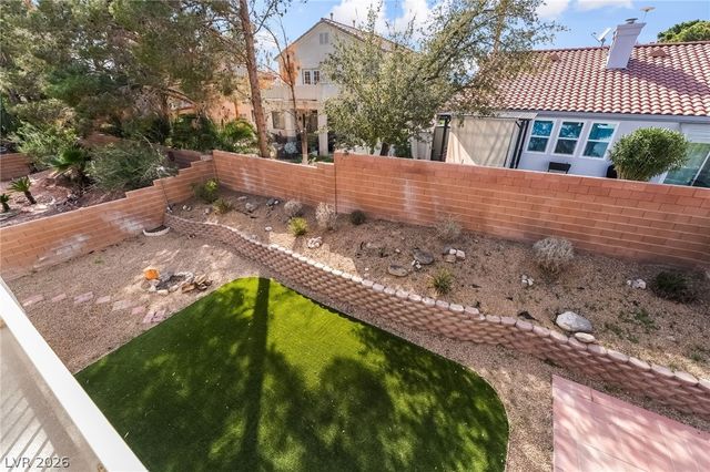 8943 Shale Valley Street, Las Vegas, NV 89123