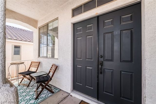 8943 Shale Valley Street, Las Vegas, NV 89123