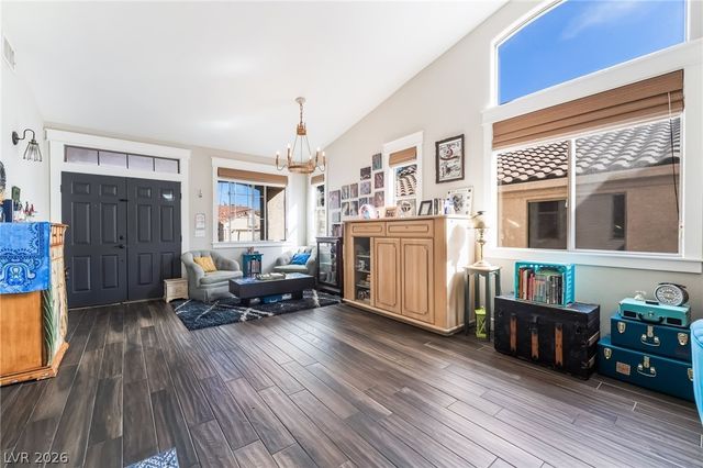 8943 Shale Valley Street, Las Vegas, NV 89123