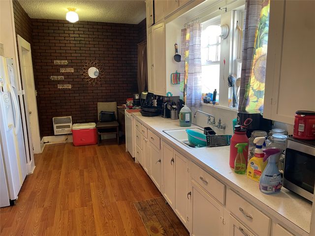 172 Hill Street, Moran, TX 76464
