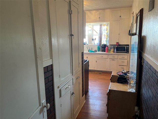 172 Hill Street, Moran, TX 76464