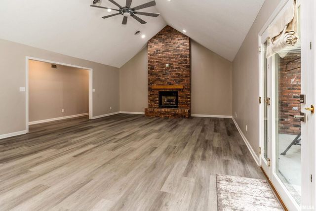 1605 S Eugene Lane, Marion, IL 62959