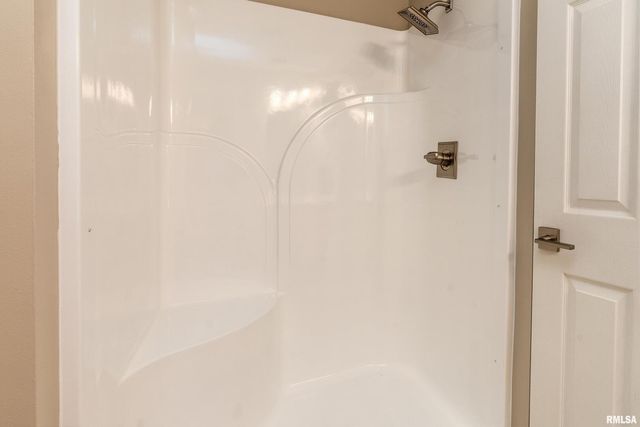 1605 S Eugene Lane, Marion, IL 62959