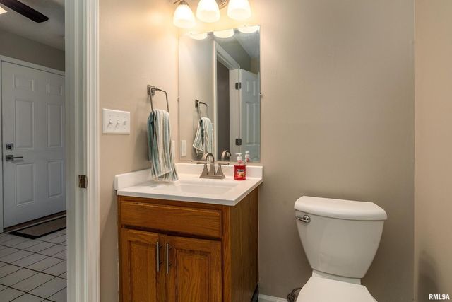 1605 S Eugene Lane, Marion, IL 62959