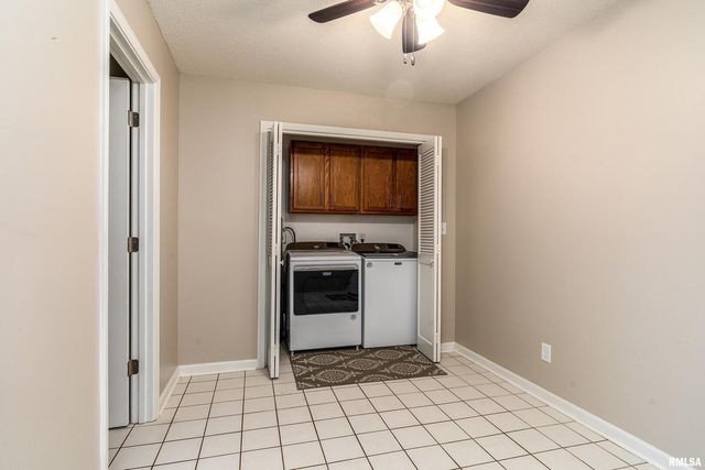 1605 S Eugene Lane, Marion, IL 62959