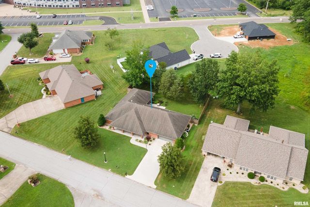 1605 S Eugene Lane, Marion, IL 62959