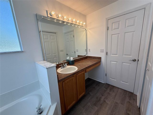 2 UPLAND PLACE, Palm Coast, FL 32164