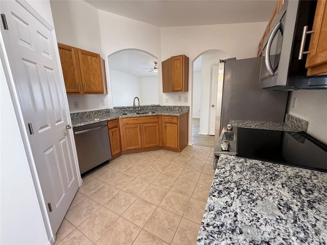 2 UPLAND PLACE, Palm Coast, FL 32164