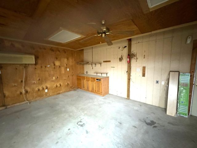 18400 River Timber DR, Del Valle, TX 78617