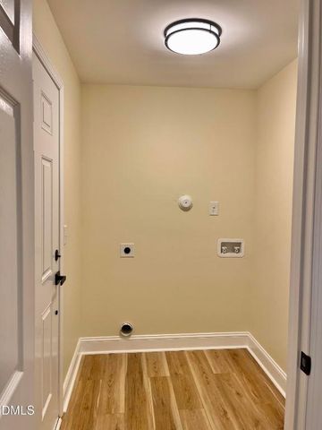 525 Lee Street, Burlington, NC 27217