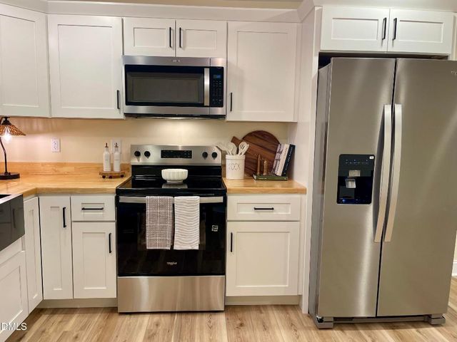 525 Lee Street, Burlington, NC 27217