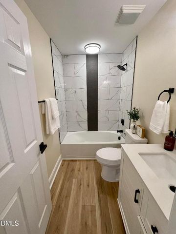 525 Lee Street, Burlington, NC 27217