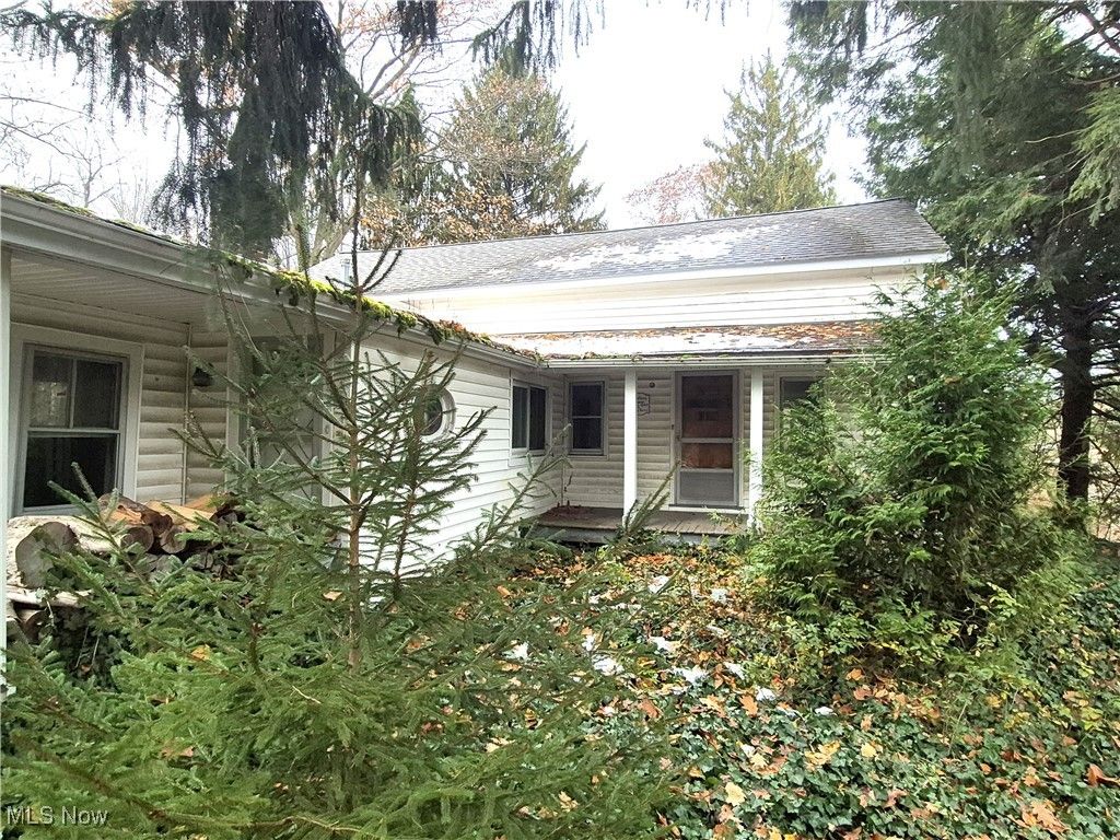 12452 Auburn Road, Chardon, OH 44024