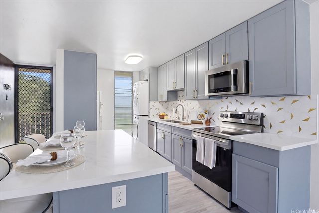 95-273 Waikalani Drive D904, Mililani, HI 96789