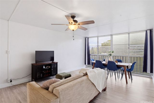 95-273 Waikalani Drive D904, Mililani, HI 96789
